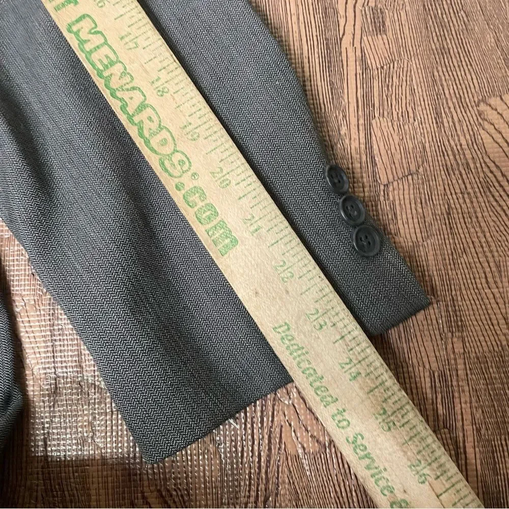 VTG DOUBLE BREASTED Yves Saint Laurent Mens 42R Gray Double Breasted Peak Blazer
